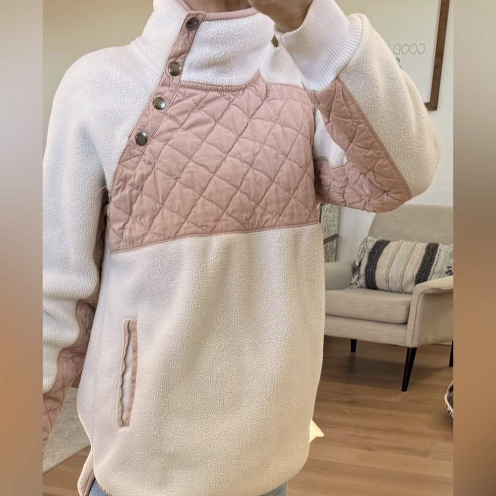 Abercrombie & Fitch fleece pullover size small